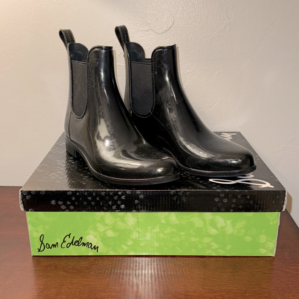 Sam Edelman black patten slip on rain boots Size 7